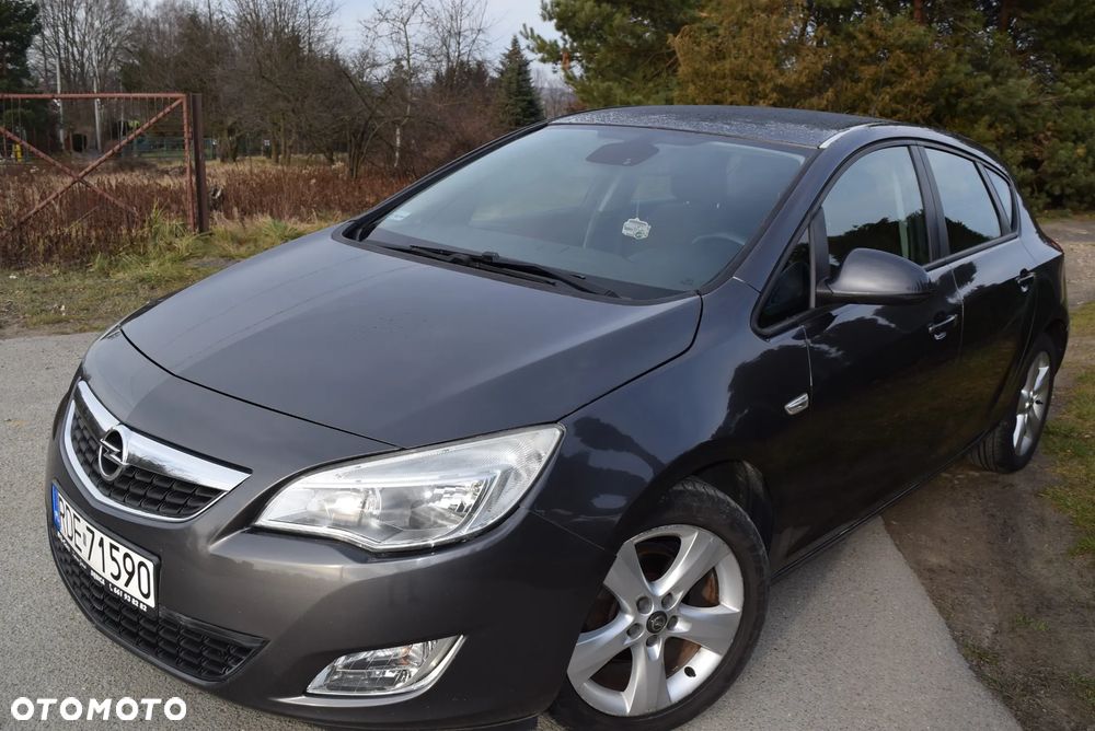 Opel Astra 1.3 CDTI Enjoy ecoFLEX - 2