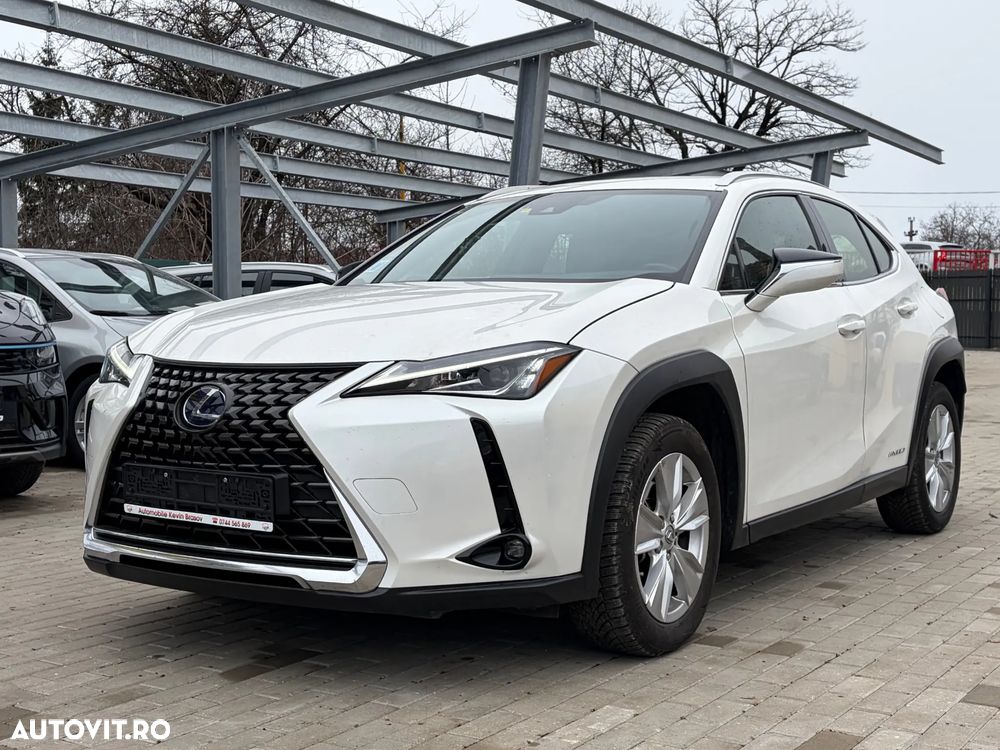 Lexus UX 250h Business Edition - 19