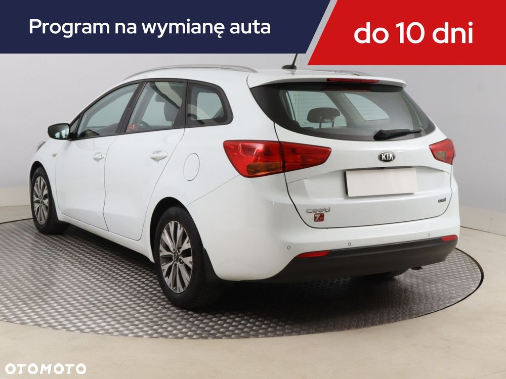 Kia Ceed - 6