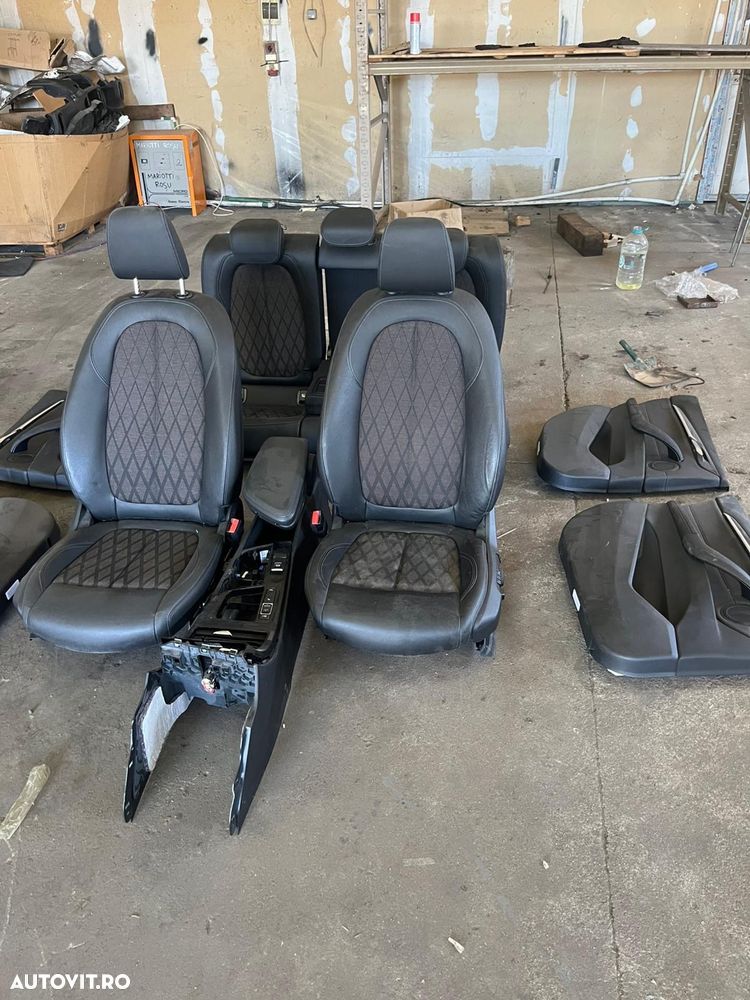 Interior BMW X1 f48 Lci din anul 2021 cu incalzire ,original fara uzura - 1