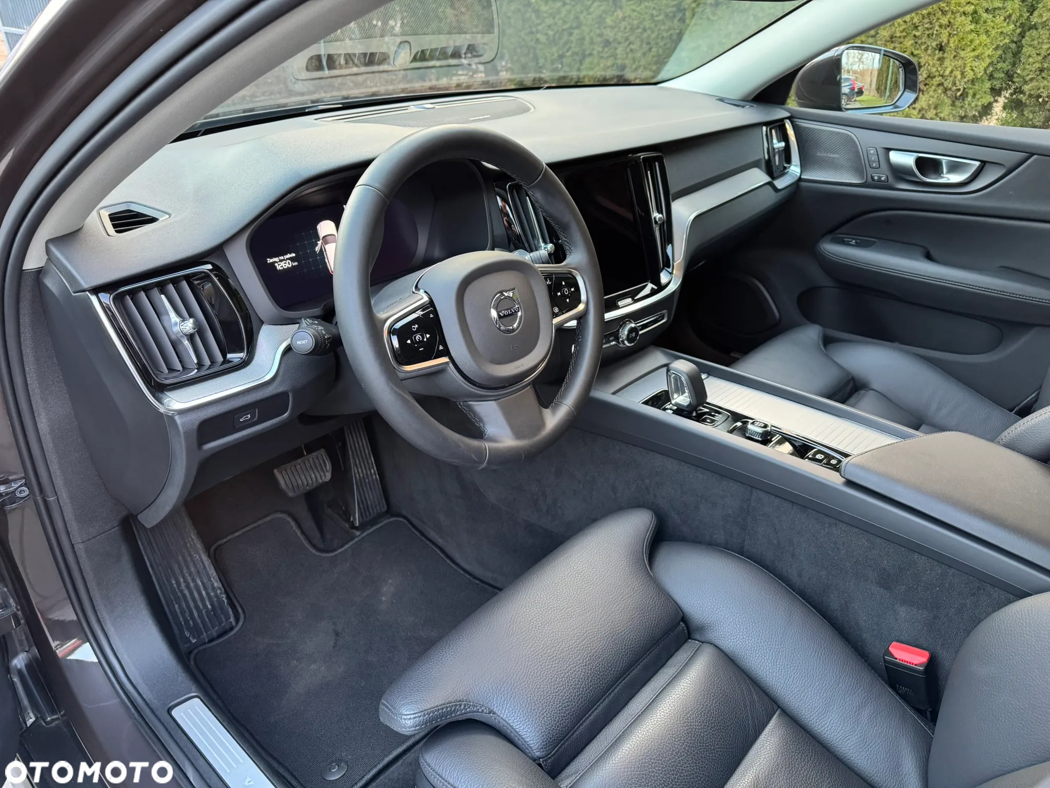 Volvo V60 Cross Country B5 B AWD Plus - 11