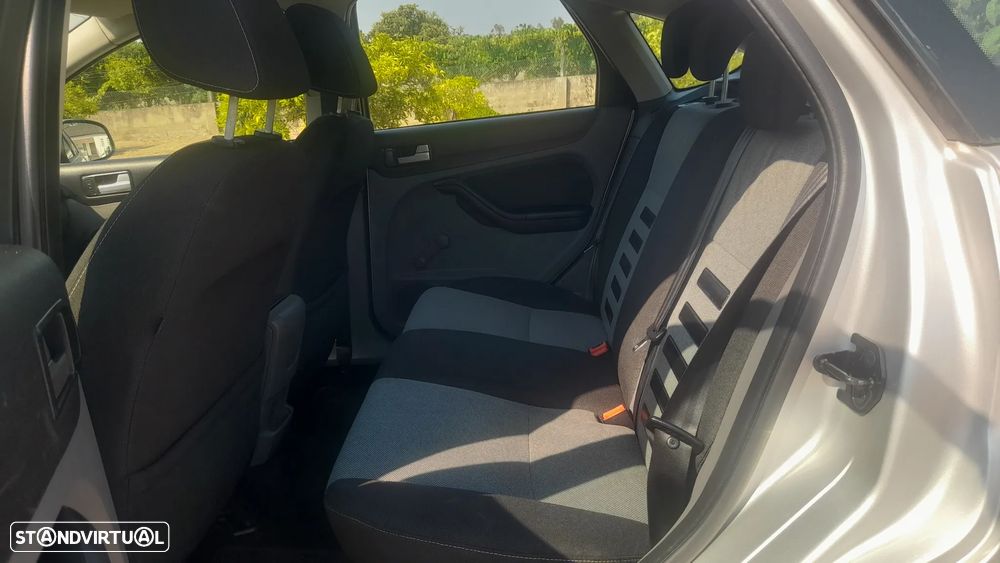 Ford Focus 1.6 TDCi Trend - 27