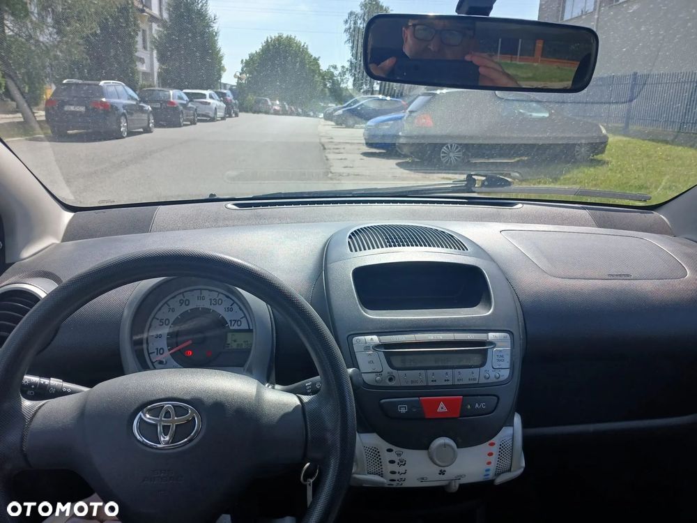 Toyota Aygo City - 9