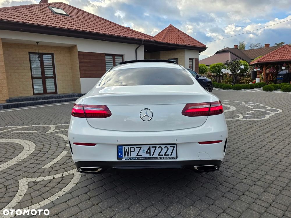Mercedes-Benz Klasa E 300 9G-TRONIC - 6