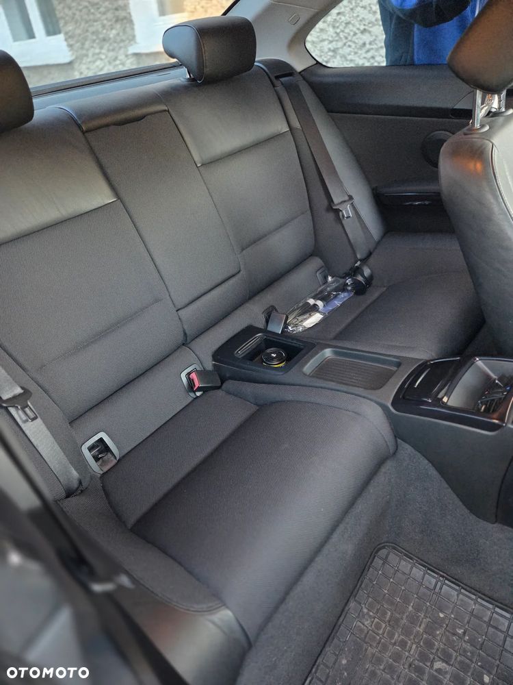 BMW Seria 3 320i - 17