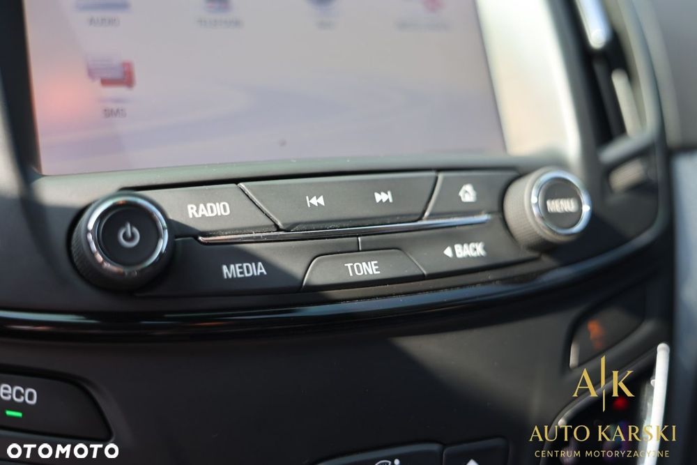 Opel Insignia 1.4 T Cosmo S&S - 29