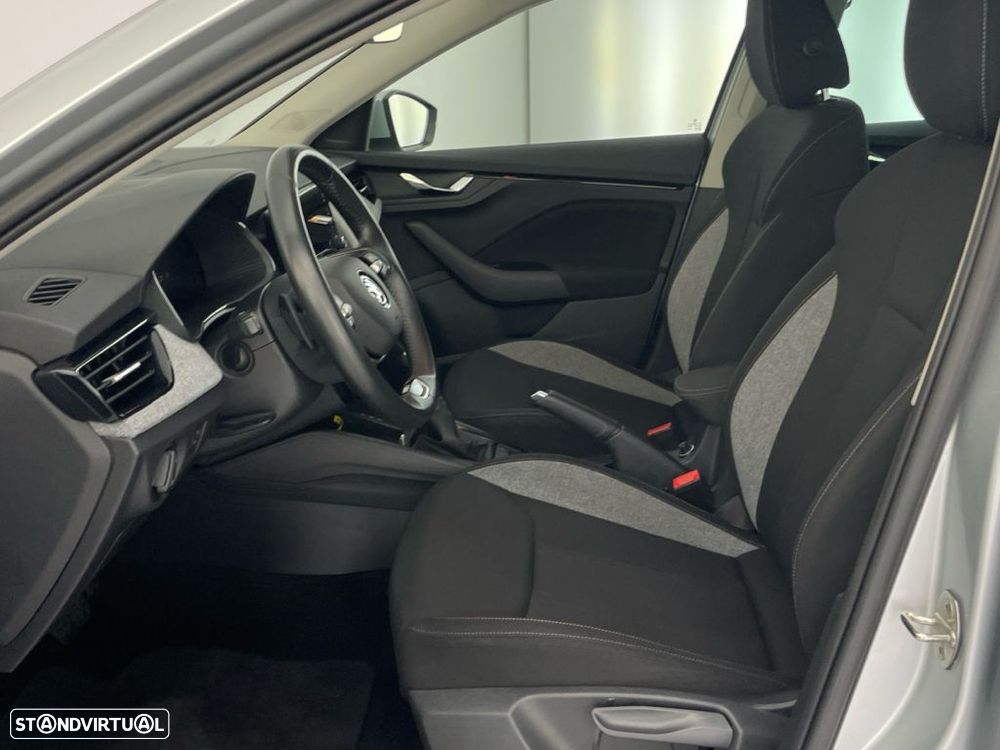 Skoda Scala 1.0 TSI DSG — fotografia 11