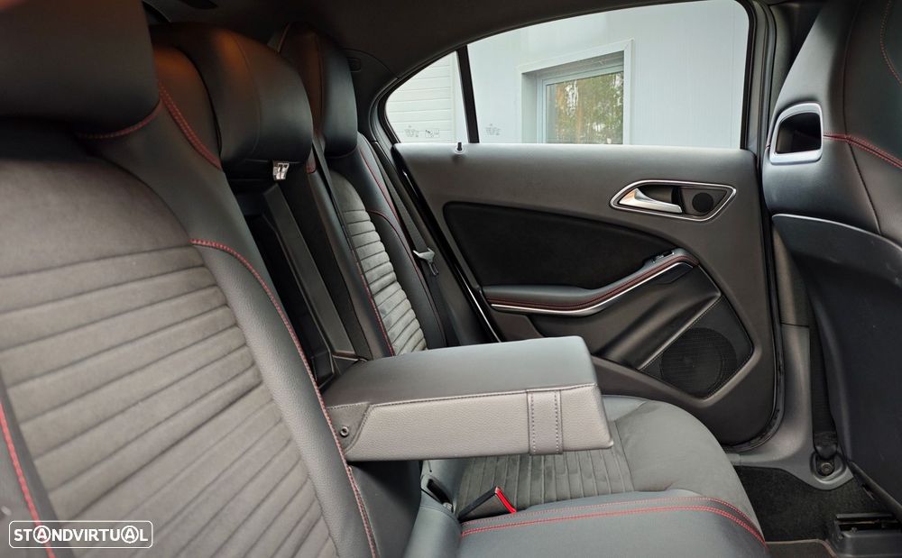 Mercedes-Benz A 180 d AMG Line Aut. - 19