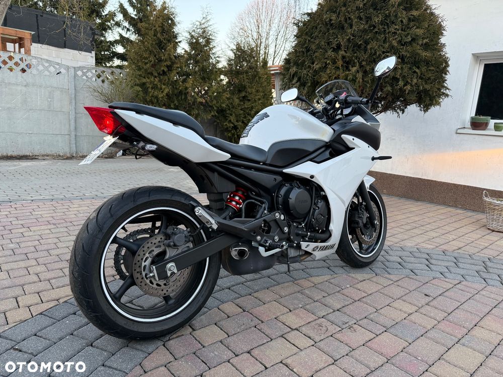 Yamaha FZ6 - 4