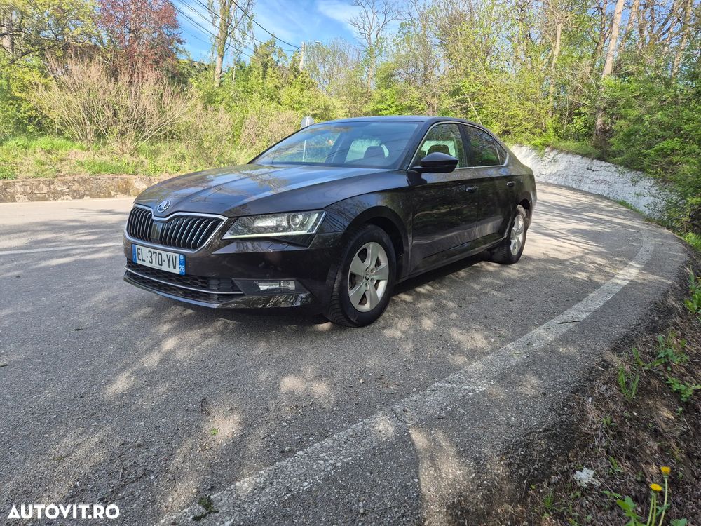 Skoda Superb 1.6 TDI DSG Style - 3