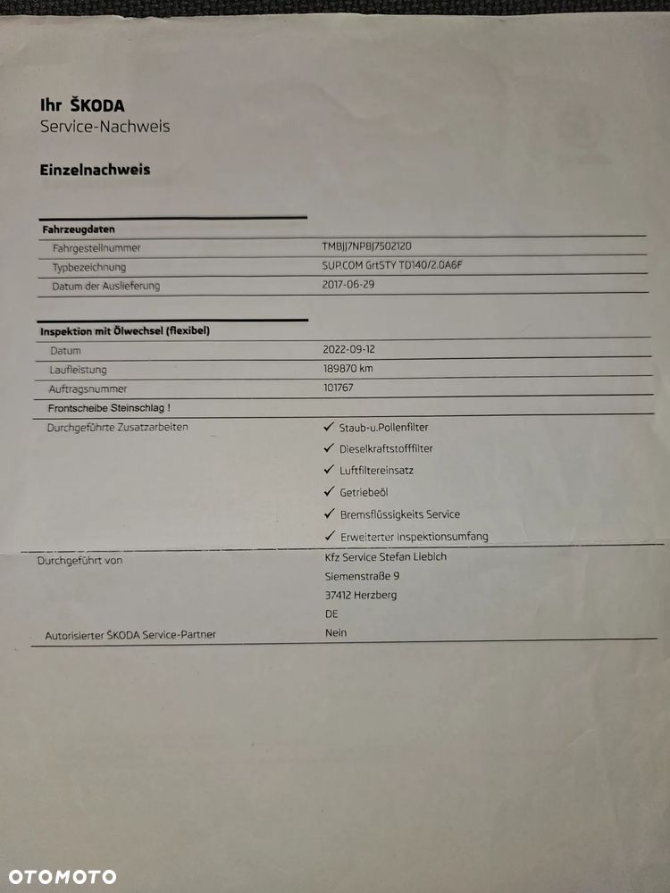 Skoda Superb 2.0 TDI DSG Premium Edition - 37