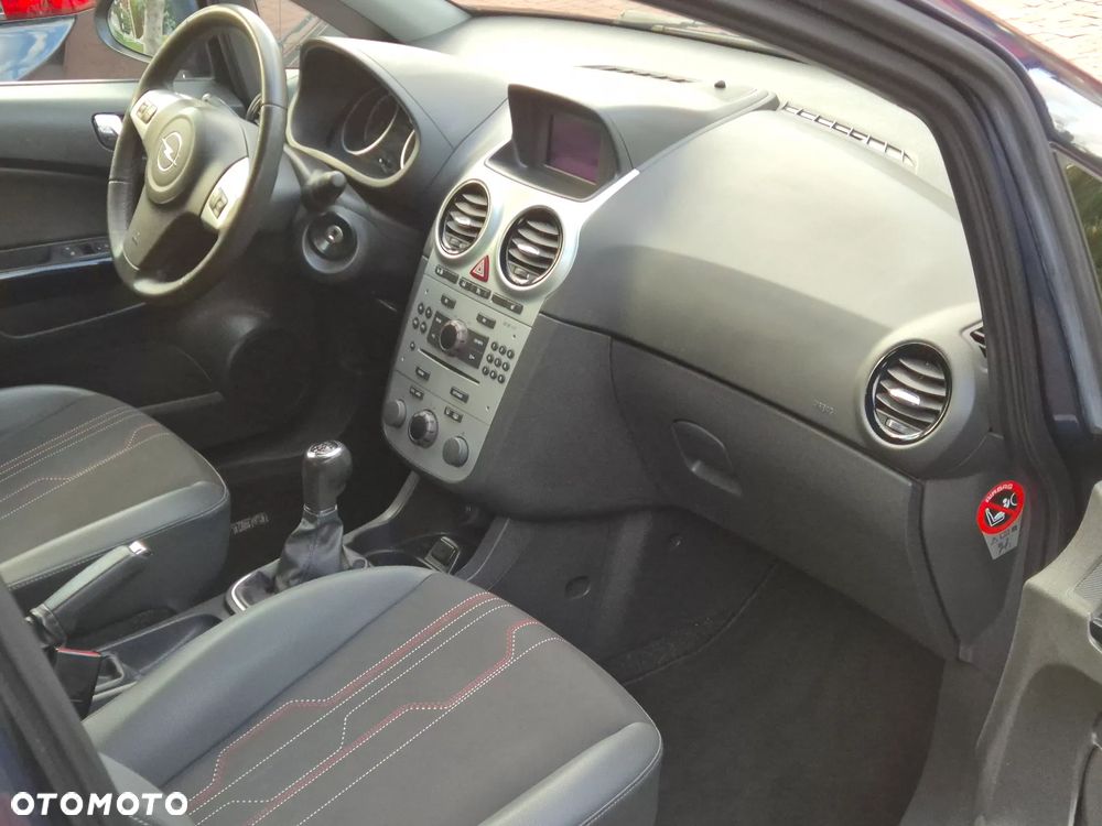 Opel Corsa 1.4 16V Active - 10
