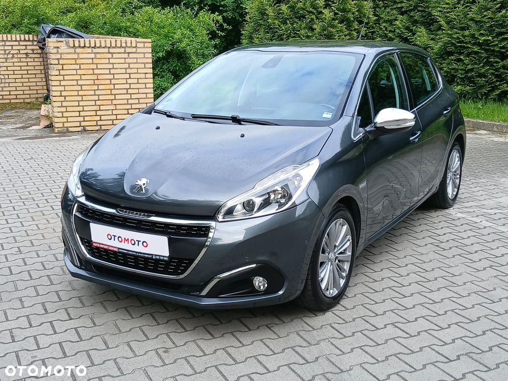 Peugeot 208 - 22