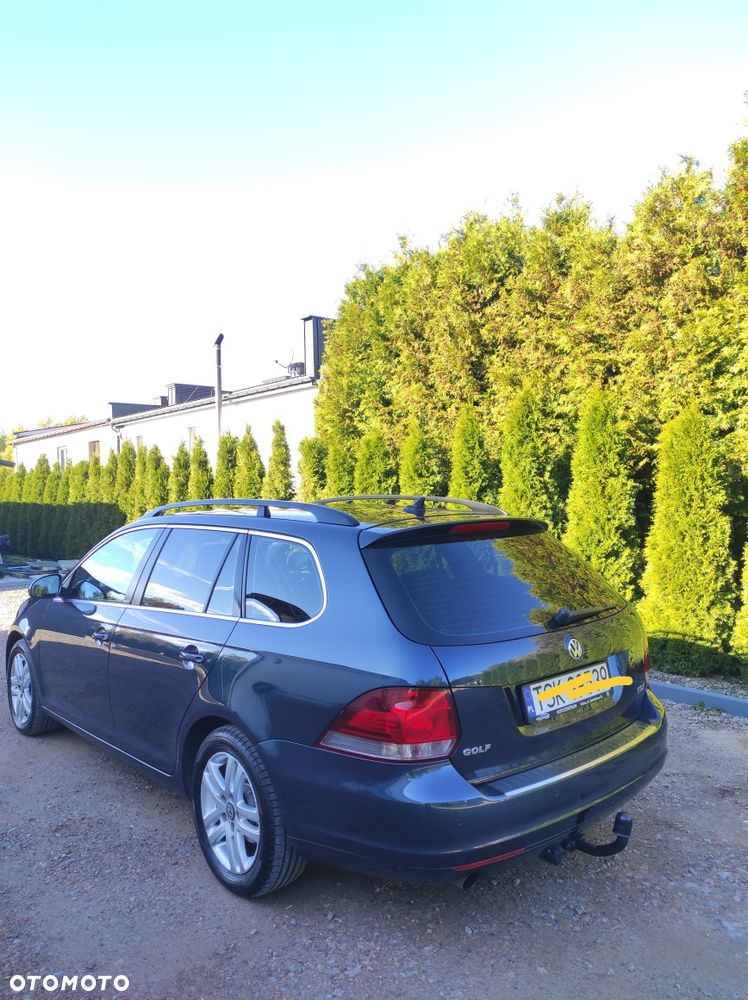 Volkswagen Golf - 11