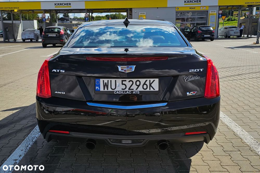 Cadillac ATS - 10