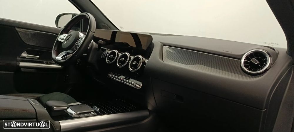 Mercedes-Benz GLA 180 d AMG Line - 21