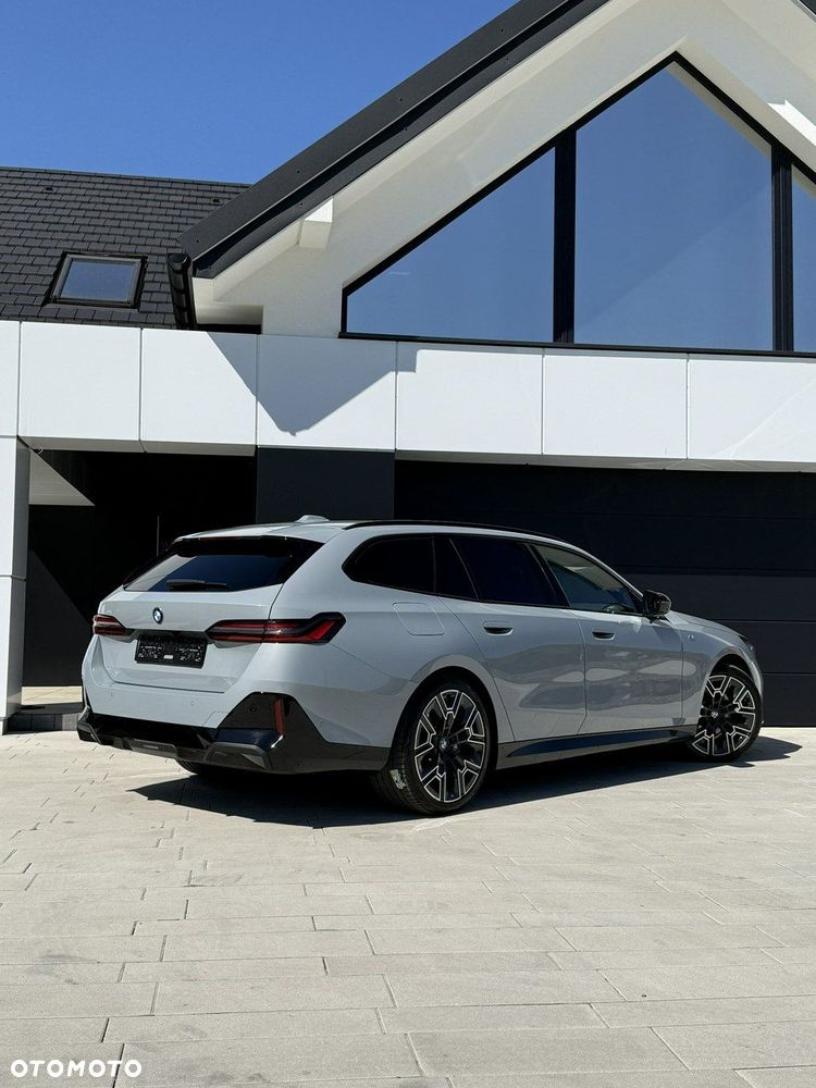 BMW Seria 5 520d xDrive - 33