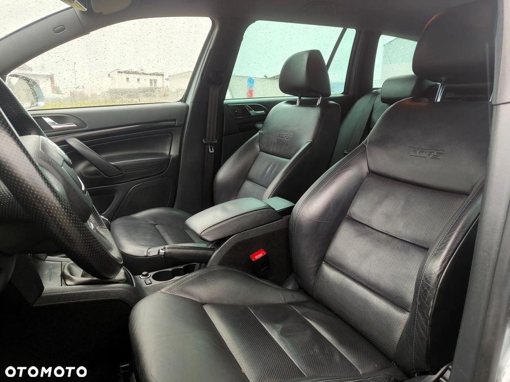 Skoda Octavia 2.0 TSI RS - 24