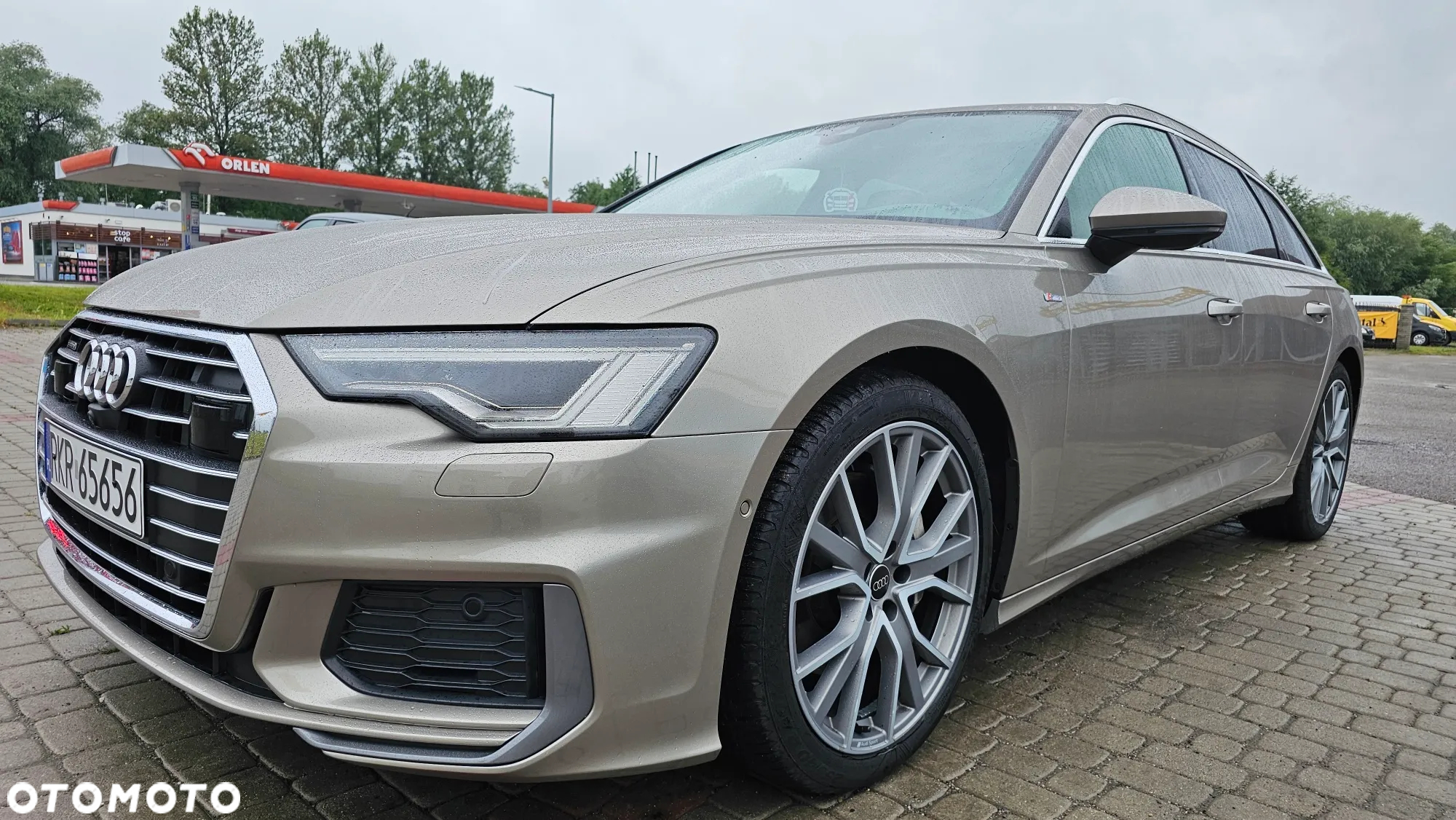 Audi A6 Avant - 11