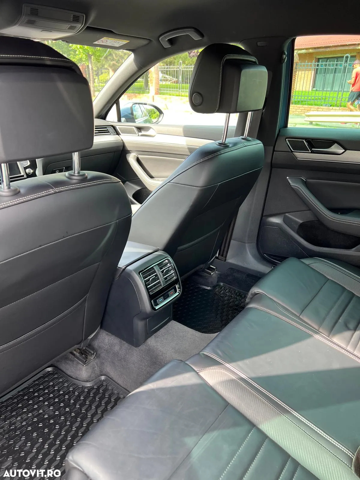 Volkswagen Passat 2.0 TDI DSG Highline - 2