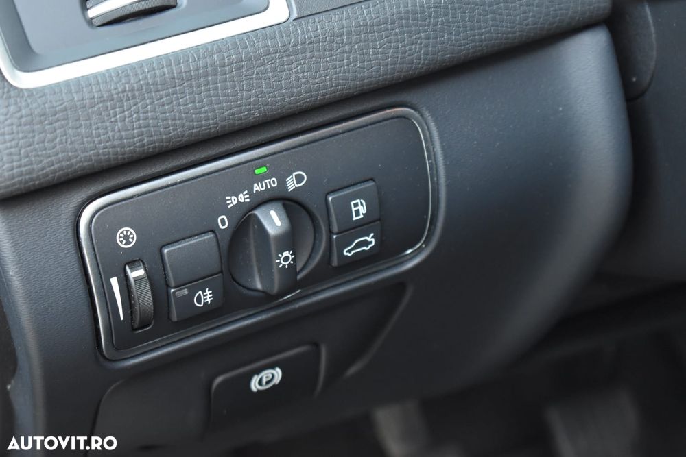 Volvo XC 60 D3 Summum - 10