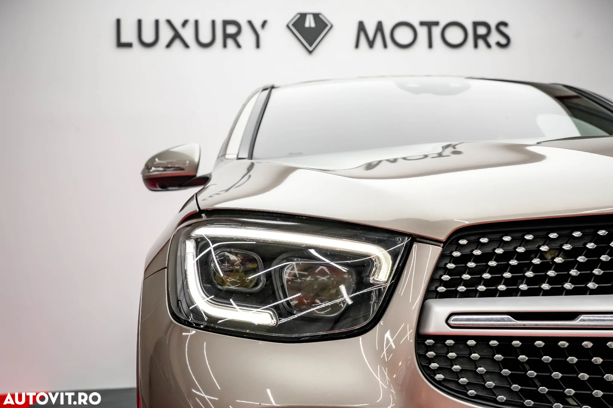 Mercedes-Benz GLC Coupe 200 d 4Matic 9G-TRONIC AMG Line - 24