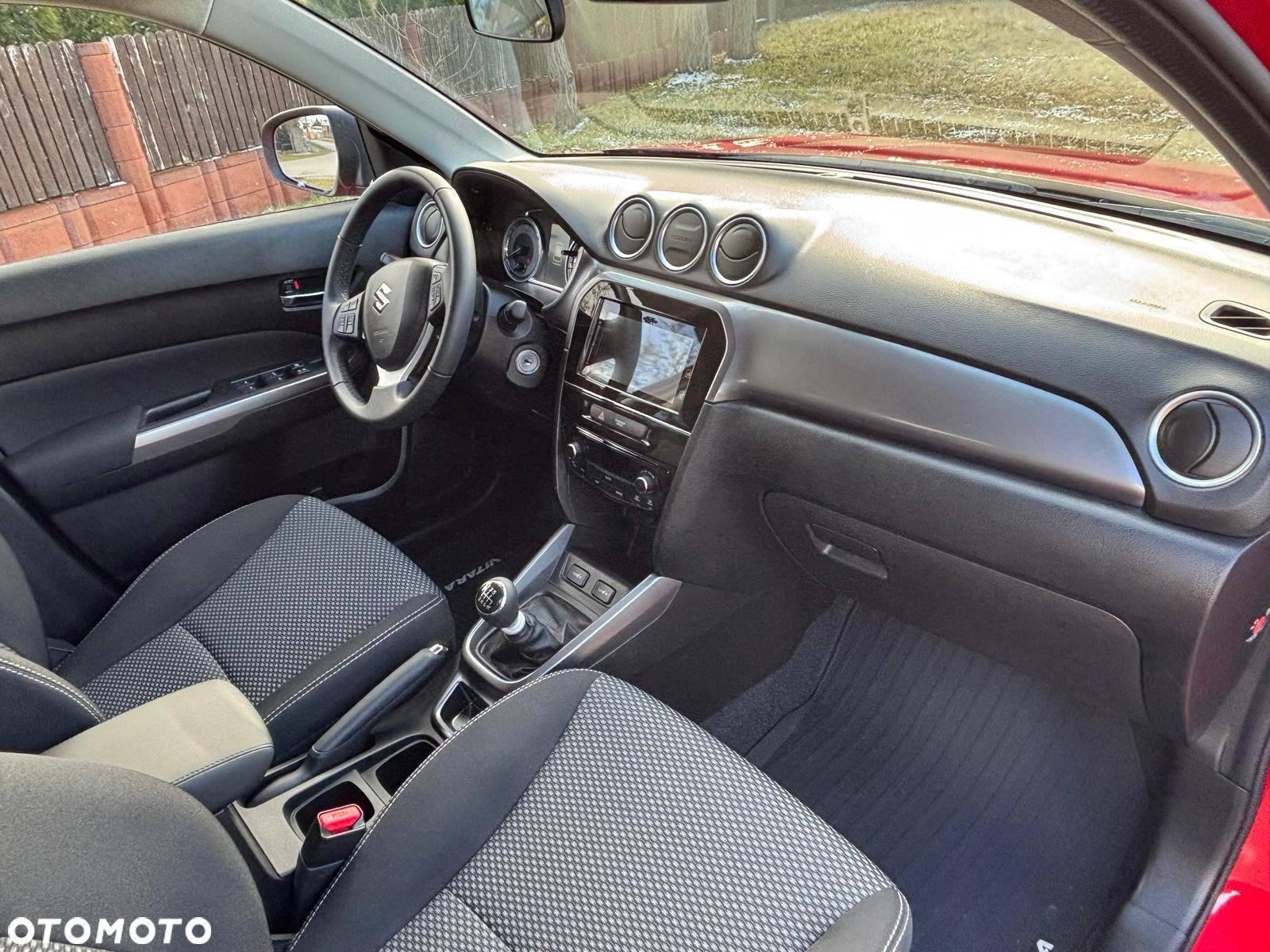 Suzuki Vitara 1.4 Boosterjet Premium 2WD - 27