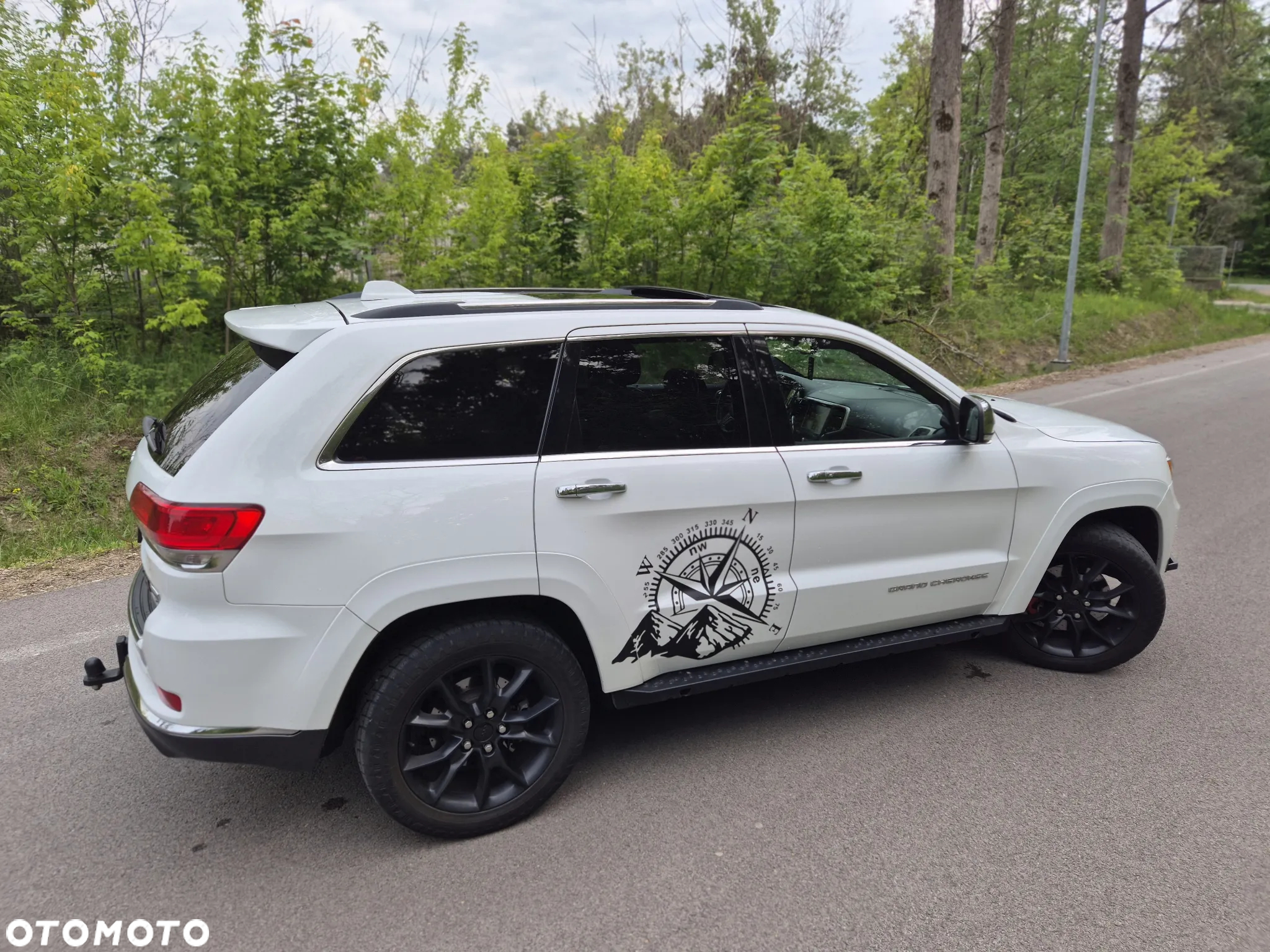 Jeep Grand Cherokee 5.7 V8 Overland Summit - 3