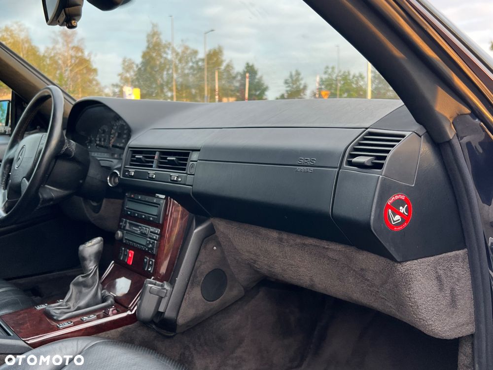 Mercedes-Benz SL 280 - 24