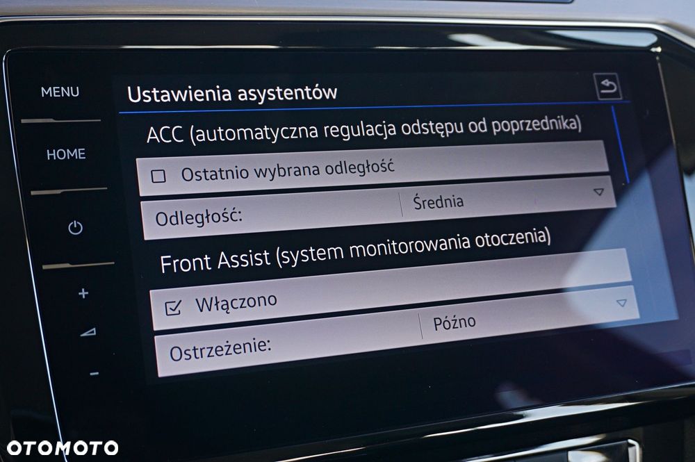 Volkswagen Passat - 24