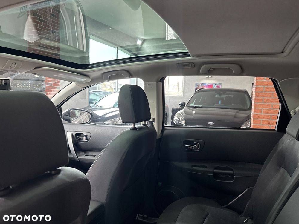 Nissan Qashqai 2.0 dCi DPF acenta - 15