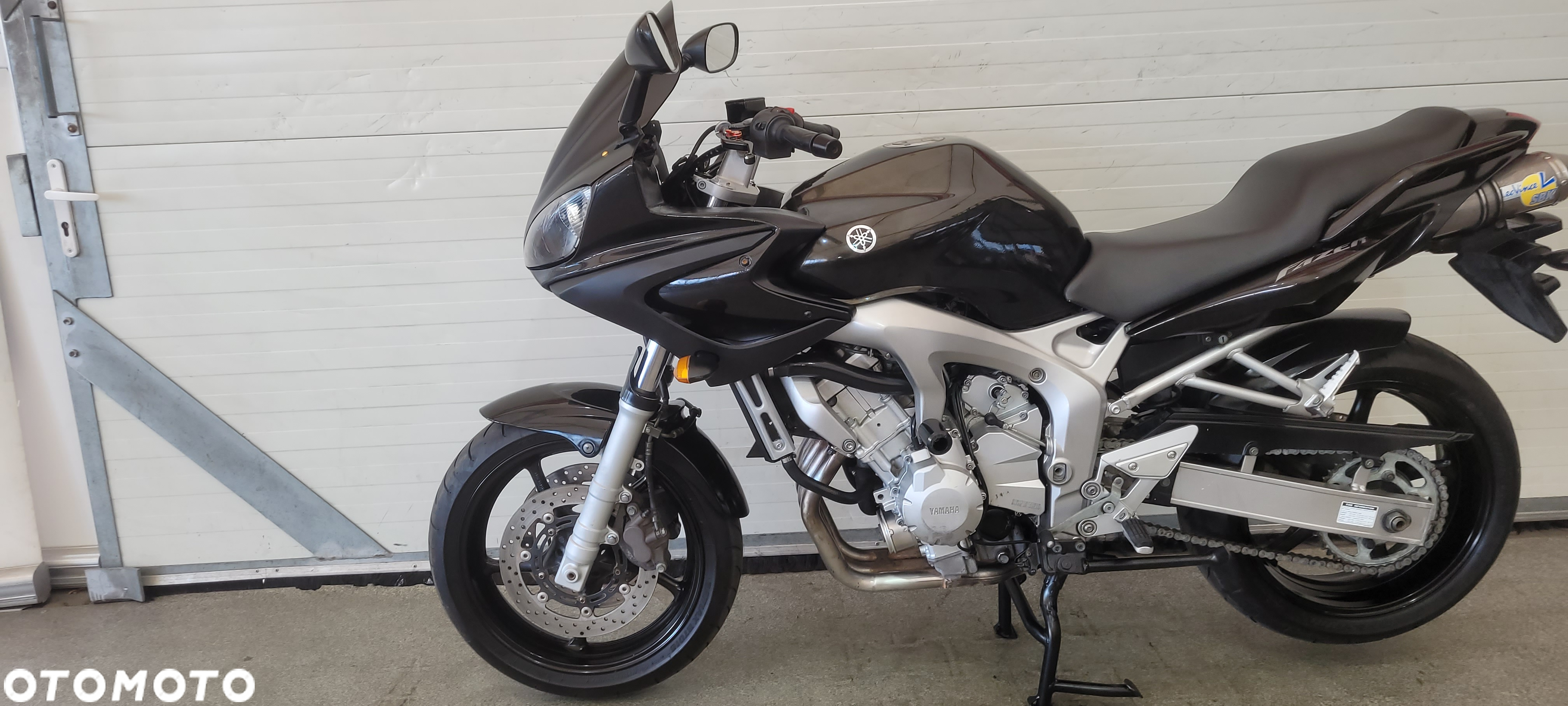 Yamaha FZ - 4
