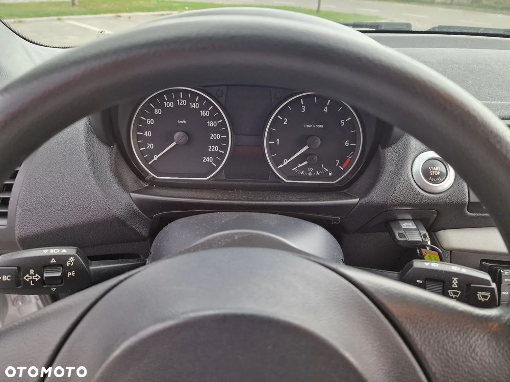 BMW Seria 1 116i - 16