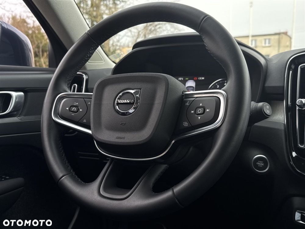 Volvo XC 40 - 9