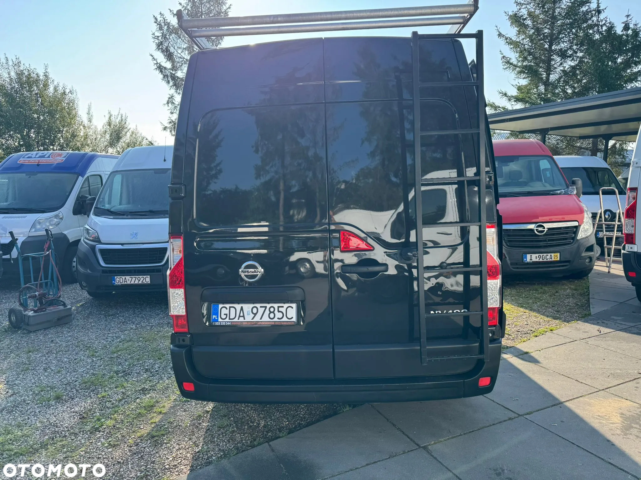 Nissan NV 400 L2H2 CZARNY BAGAŻNIK KLIMATYZACJA - 12