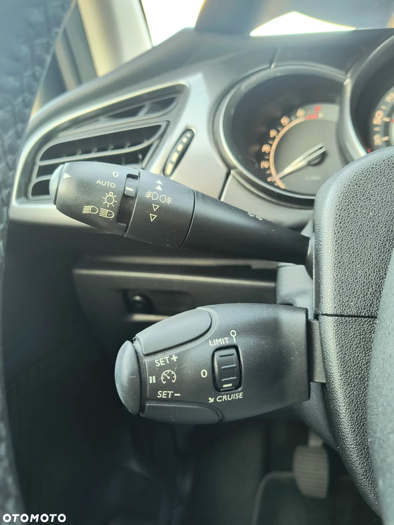 Citroën C3 1.4 VTi Exclusive - 27