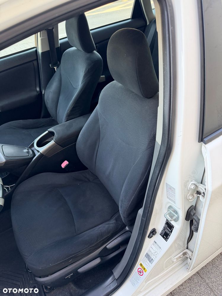 Toyota Prius 1.8 HSD Luna - 12