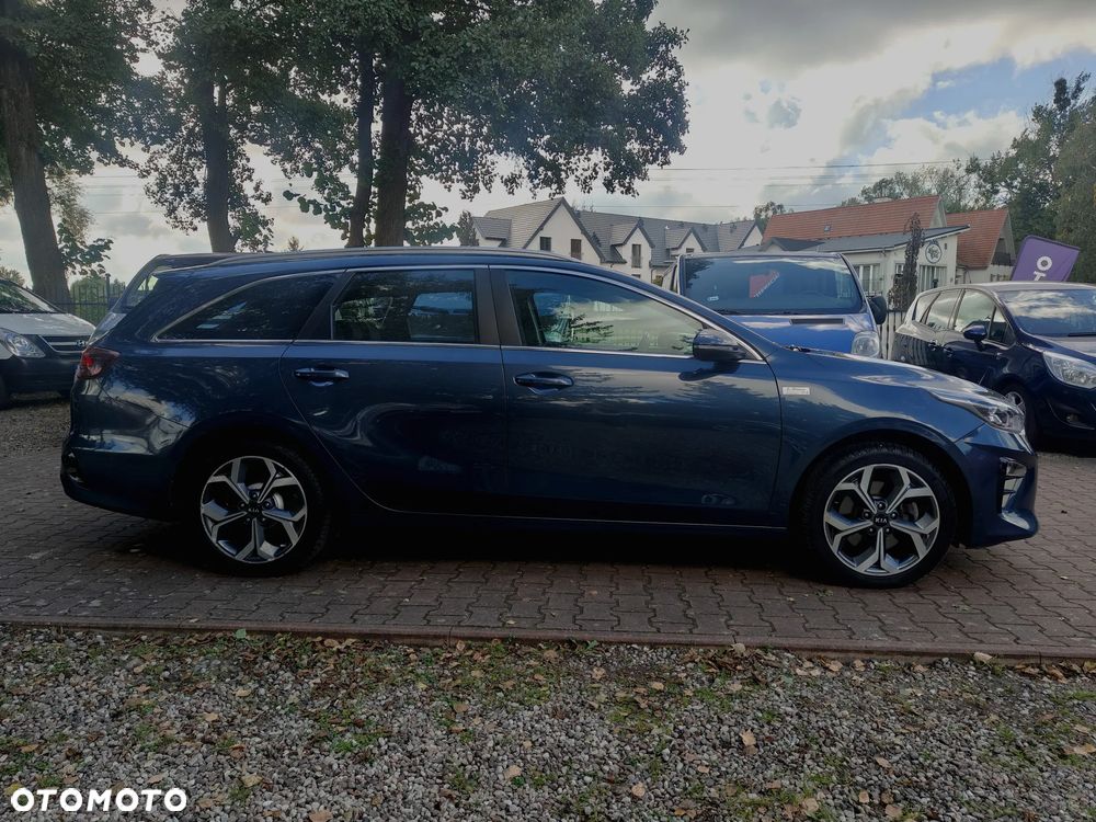 Kia Ceed 1.6 CRDi DCT Platinum Edition - 11