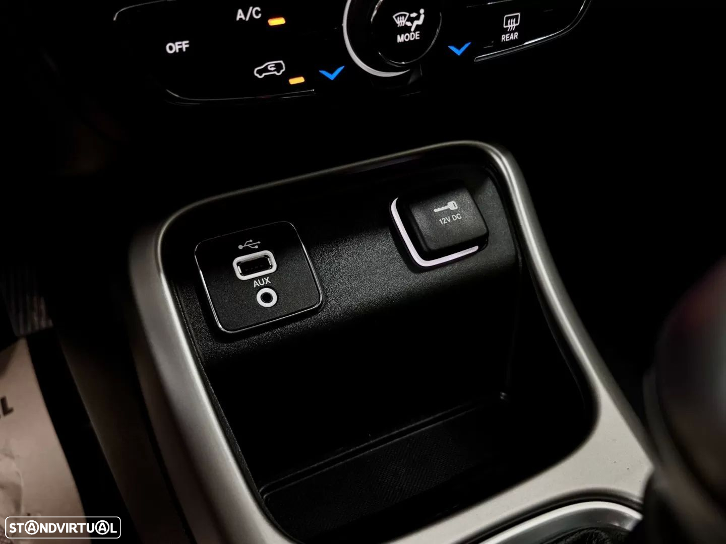 Jeep Compass 1.6 M-Jet Longitude Plus - 37