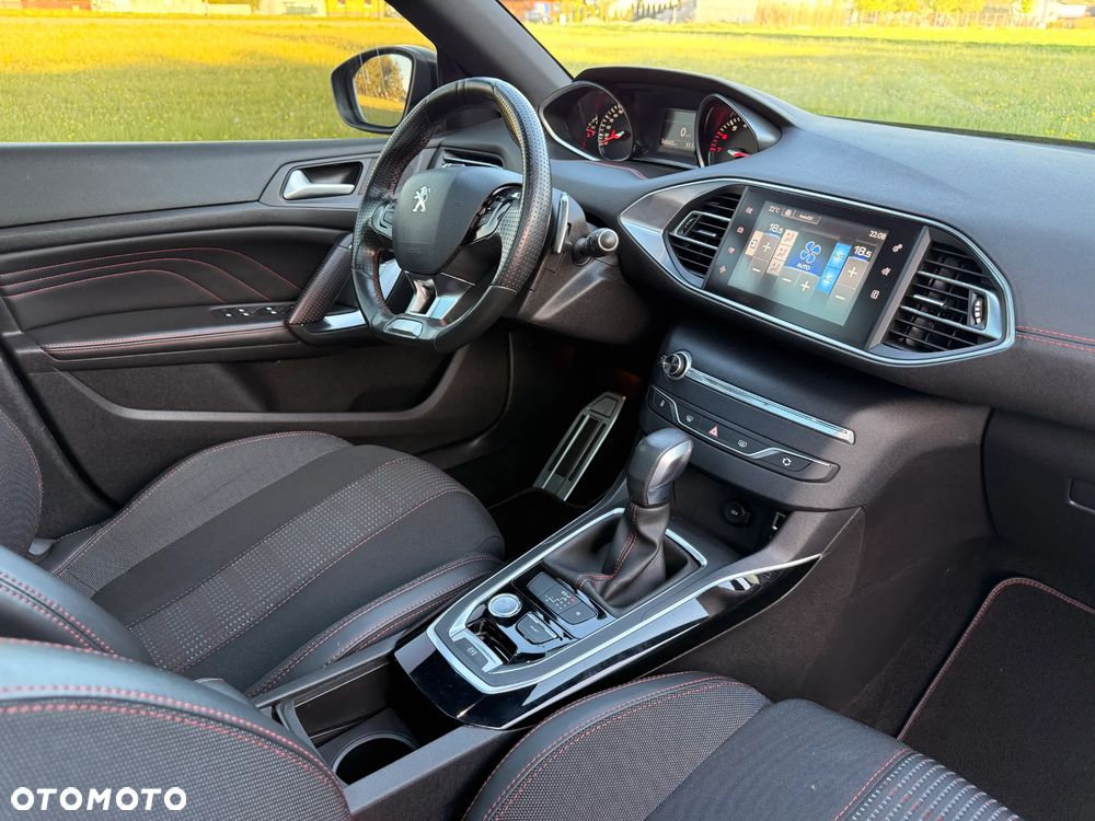 Peugeot 308 PureTech 130 EAT6 Stop & Start GT-Line Edition - 25