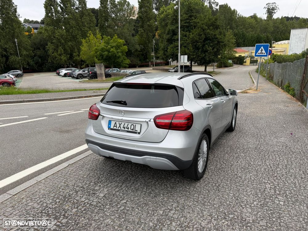 Mercedes-Benz GLA 180 d Style - 13