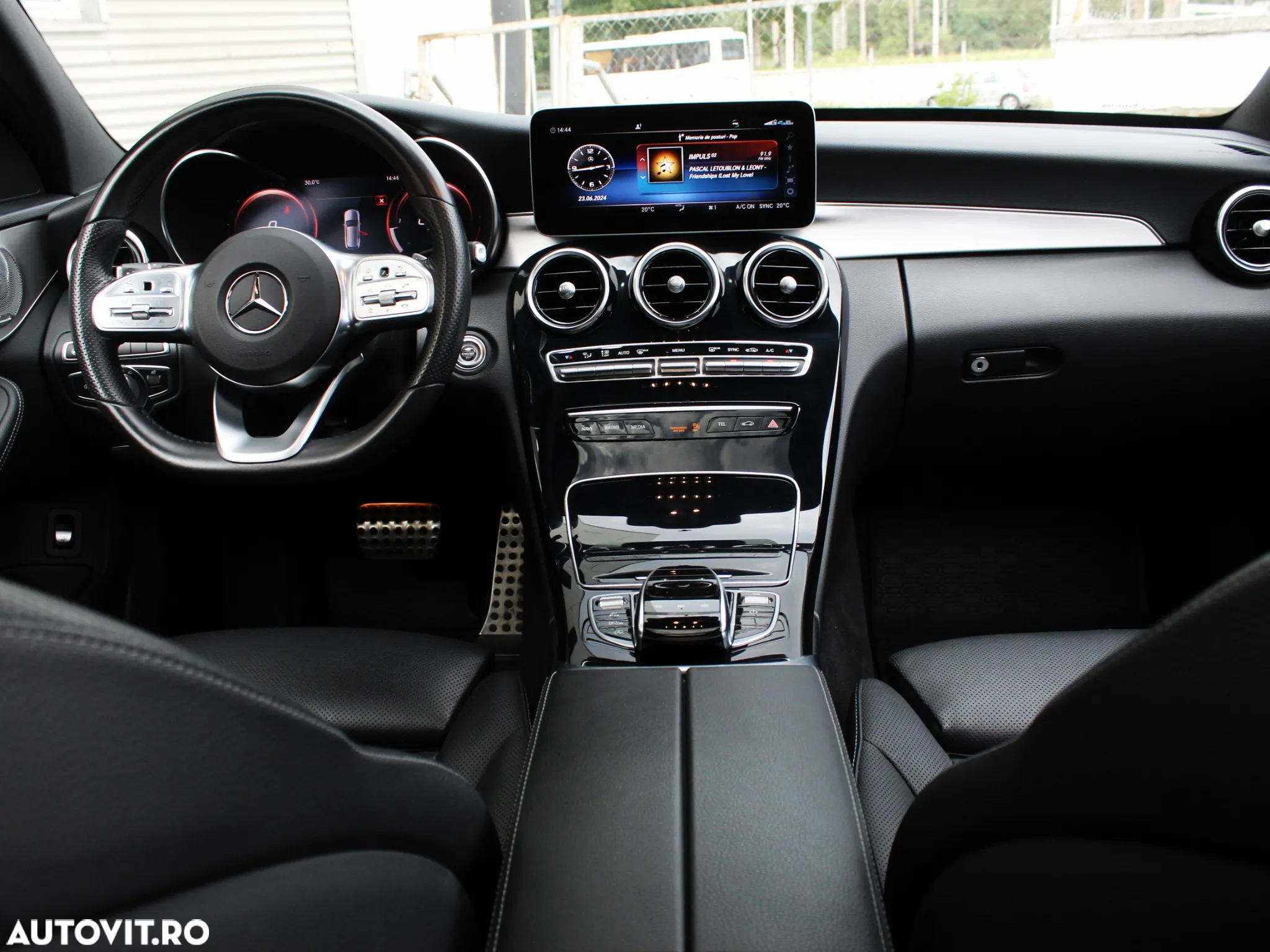 Mercedes-Benz C 220 d 4Matic T 9G-TRONIC AMG Line - 17