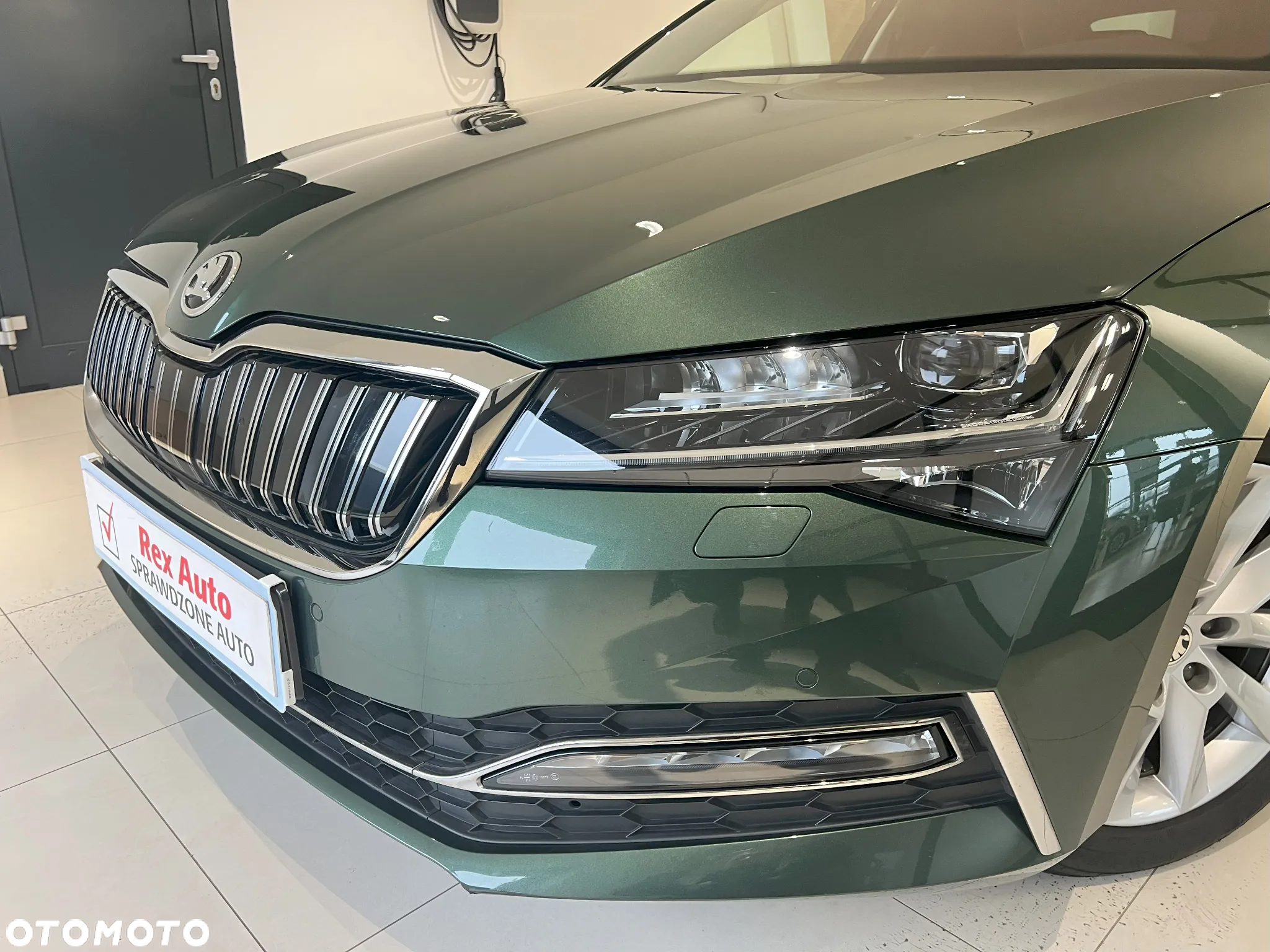 Skoda Superb 1.4 TSI Plug-In Hybrid Style DSG - 2