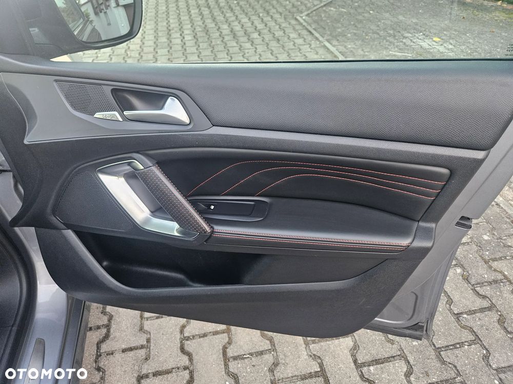 Peugeot 308 SW BlueHDi 180 EAT6 GT - 24