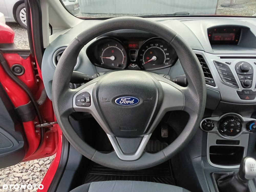 Ford Fiesta - 20