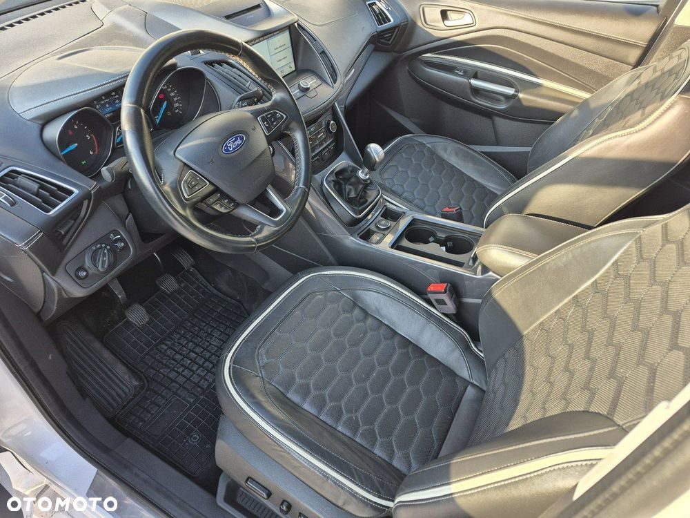 Ford Kuga - 3