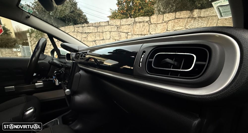 Citroën C3 1.2 PureTech Feel - 19