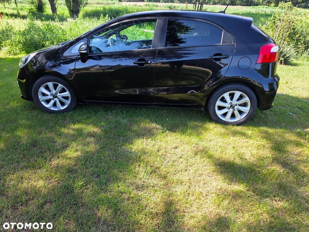 Kia Rio 1.2 M - 9