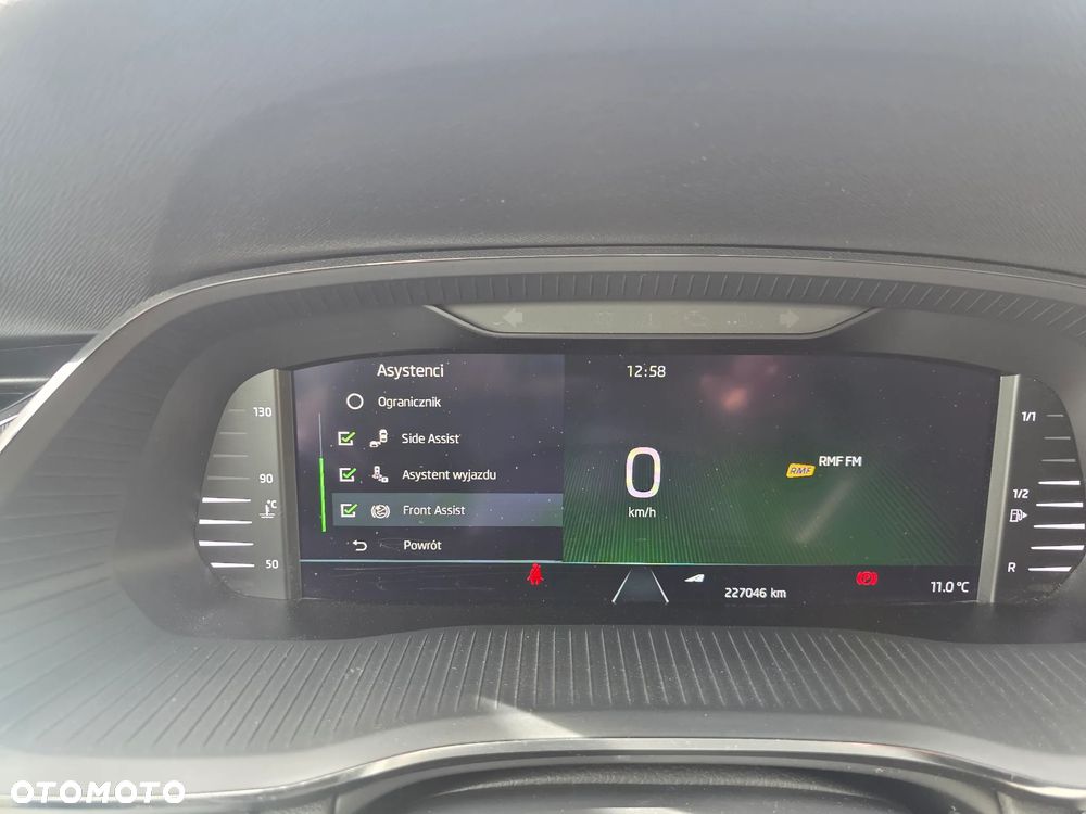 Skoda Octavia 2.0 TDI DSG Ambition - 32