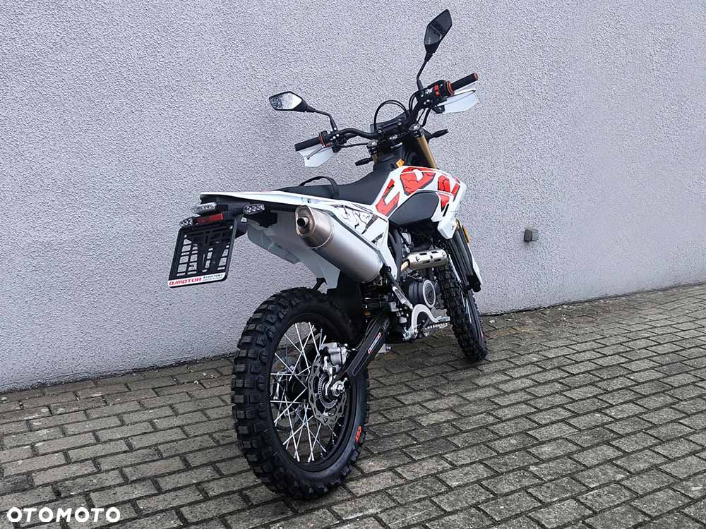 QJMOTOR COV 125X - 12